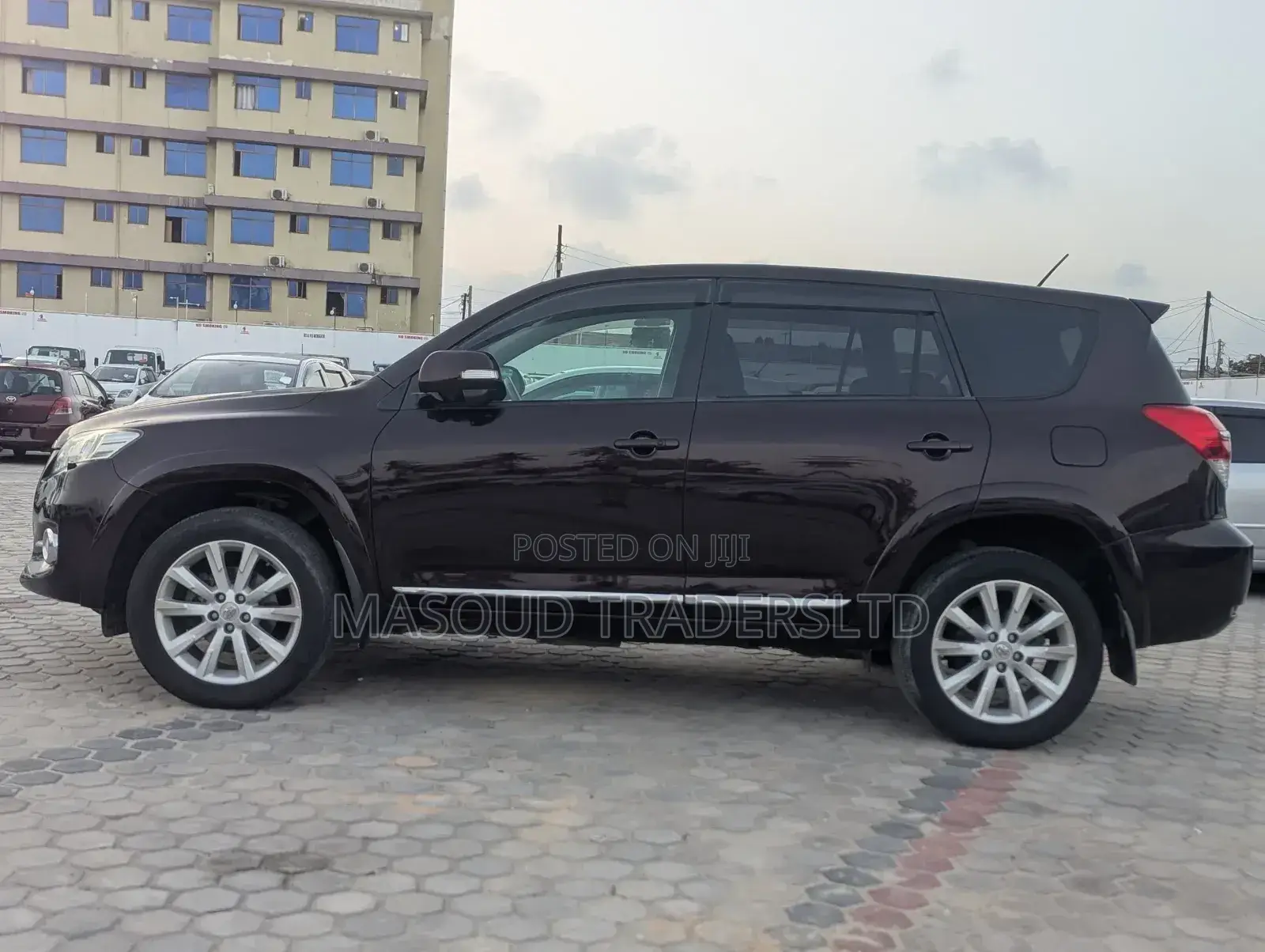 Toyota Vanguard 2011 Maroon