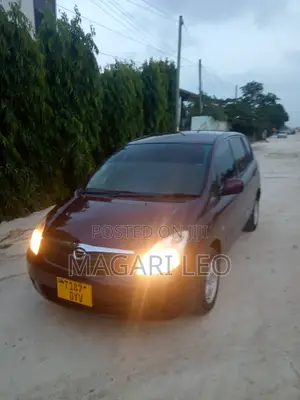 Toyota Corolla Spacio 2004 Maroon