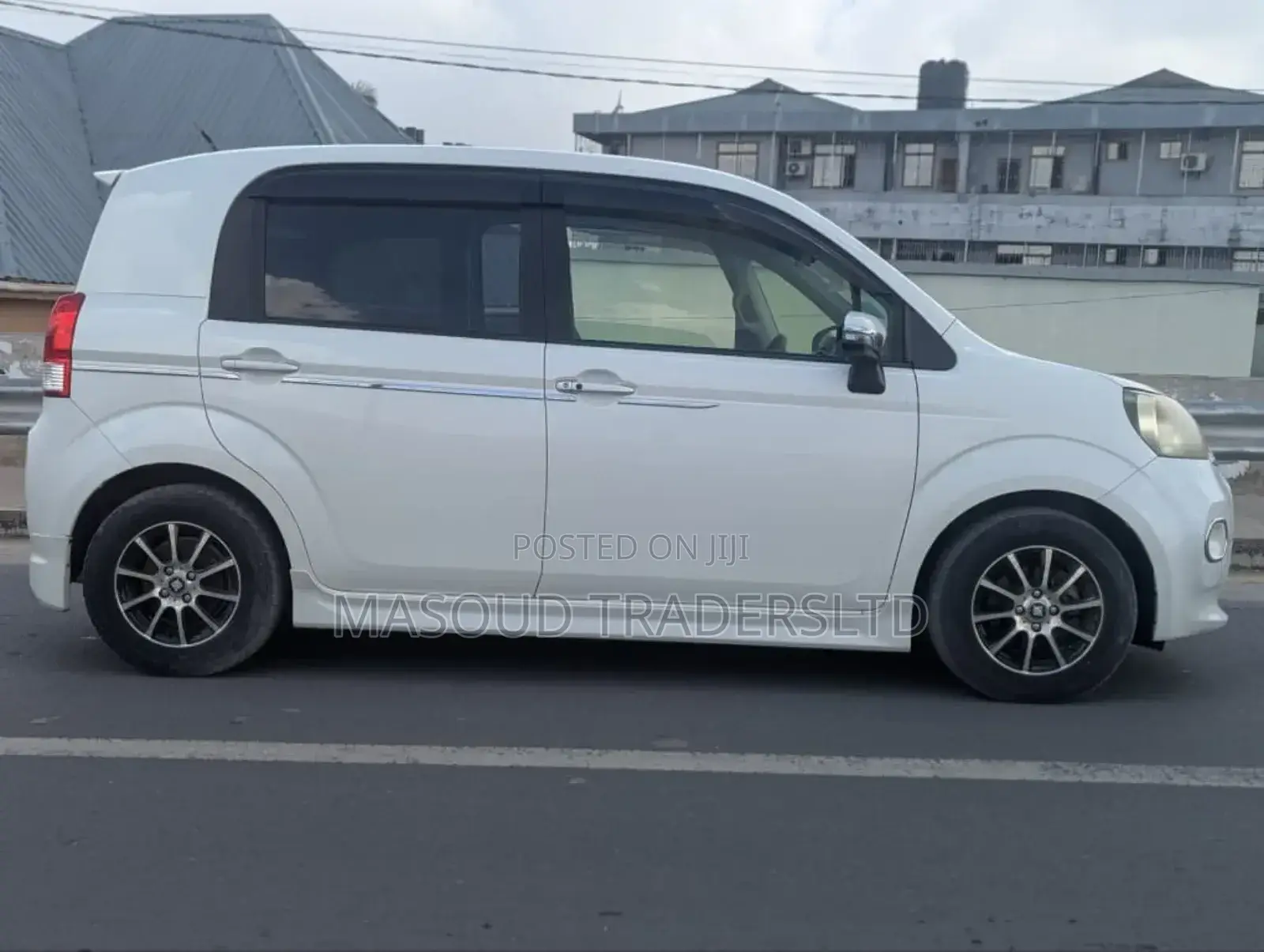 Toyota Porte 1.5 AWD 2016 White