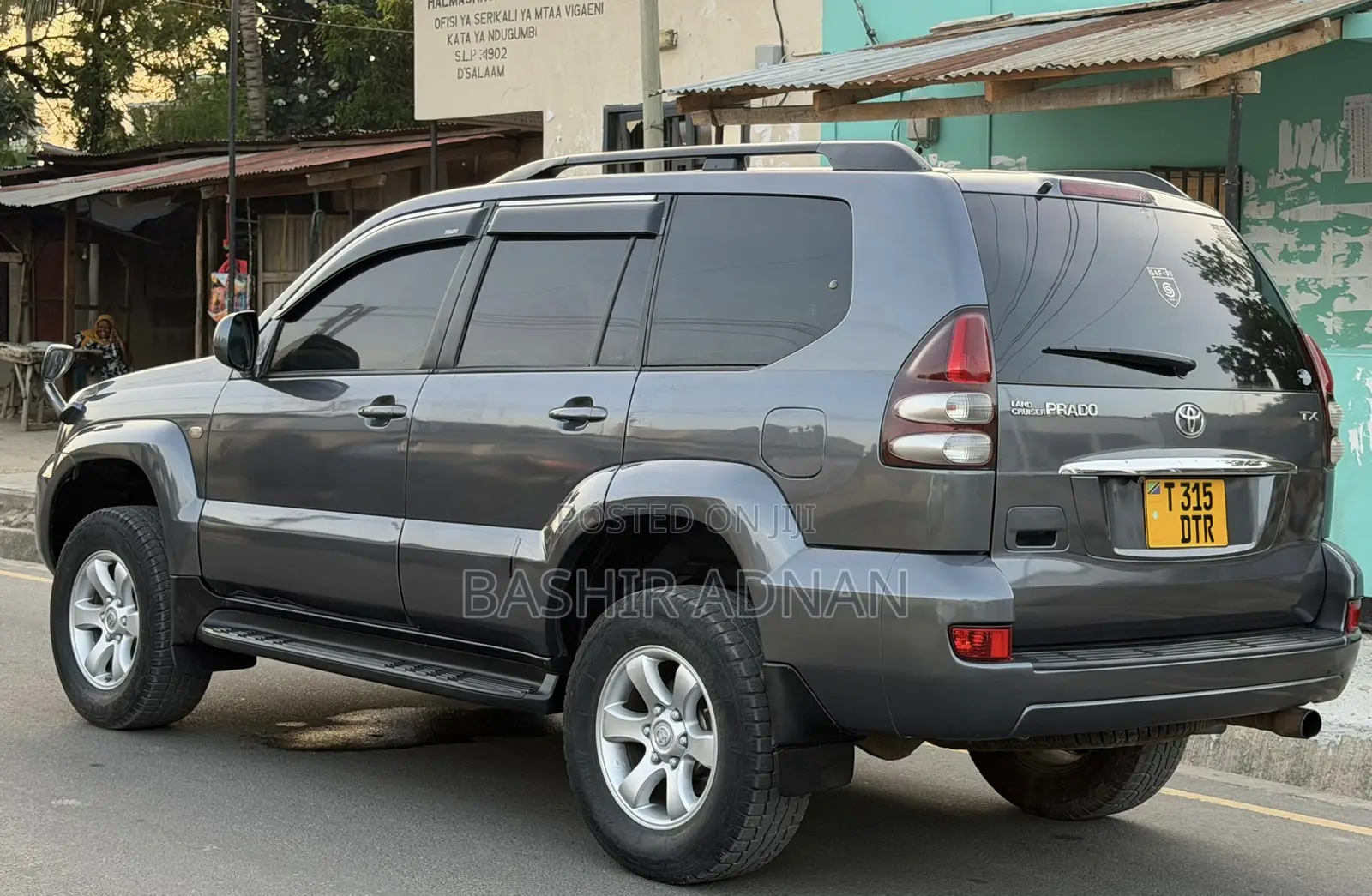 Toyota Land Cruiser Prado 2.7 5dr 2004 Gray