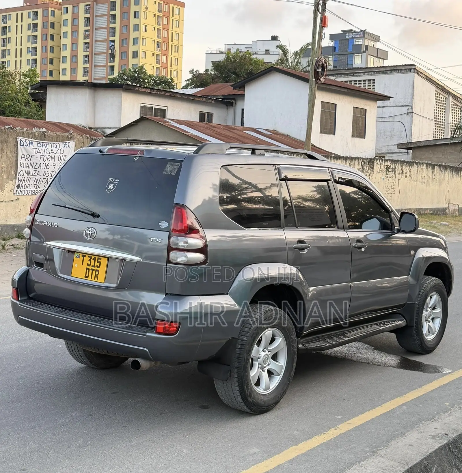 Toyota Land Cruiser Prado 2.7 5dr 2004 Gray