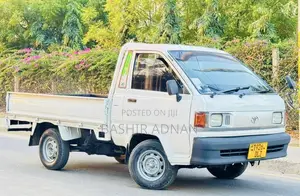Toyota Liteace Ya Kabureta Used on Sale.