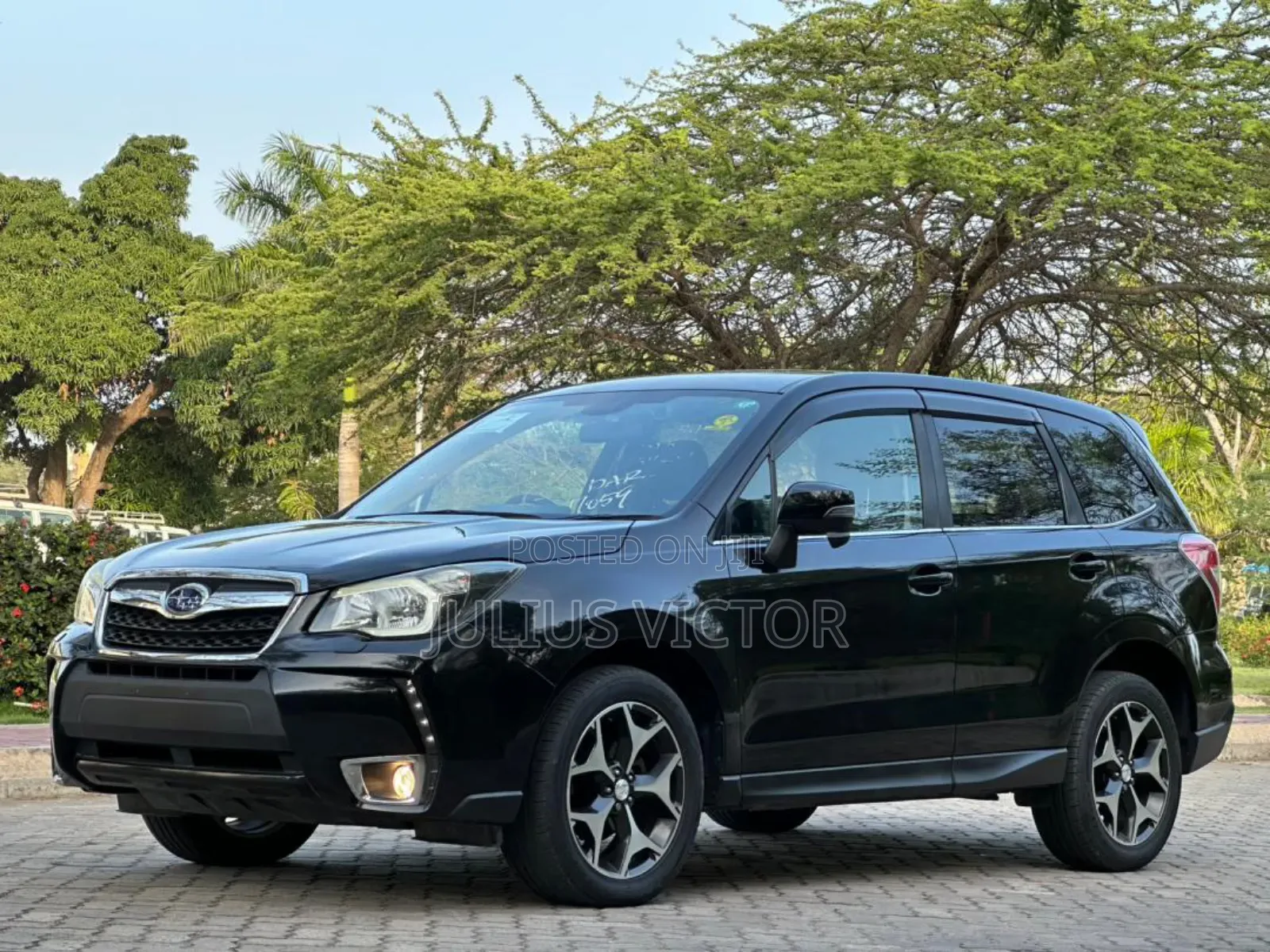 Subaru Forester 2015 Black