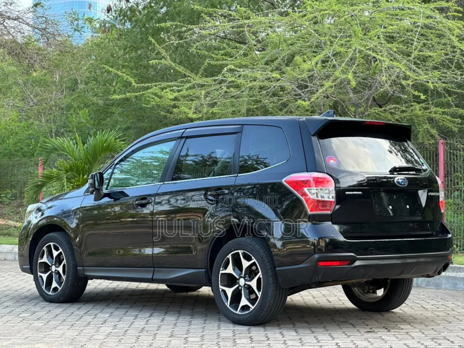 Subaru Forester 2015 Black