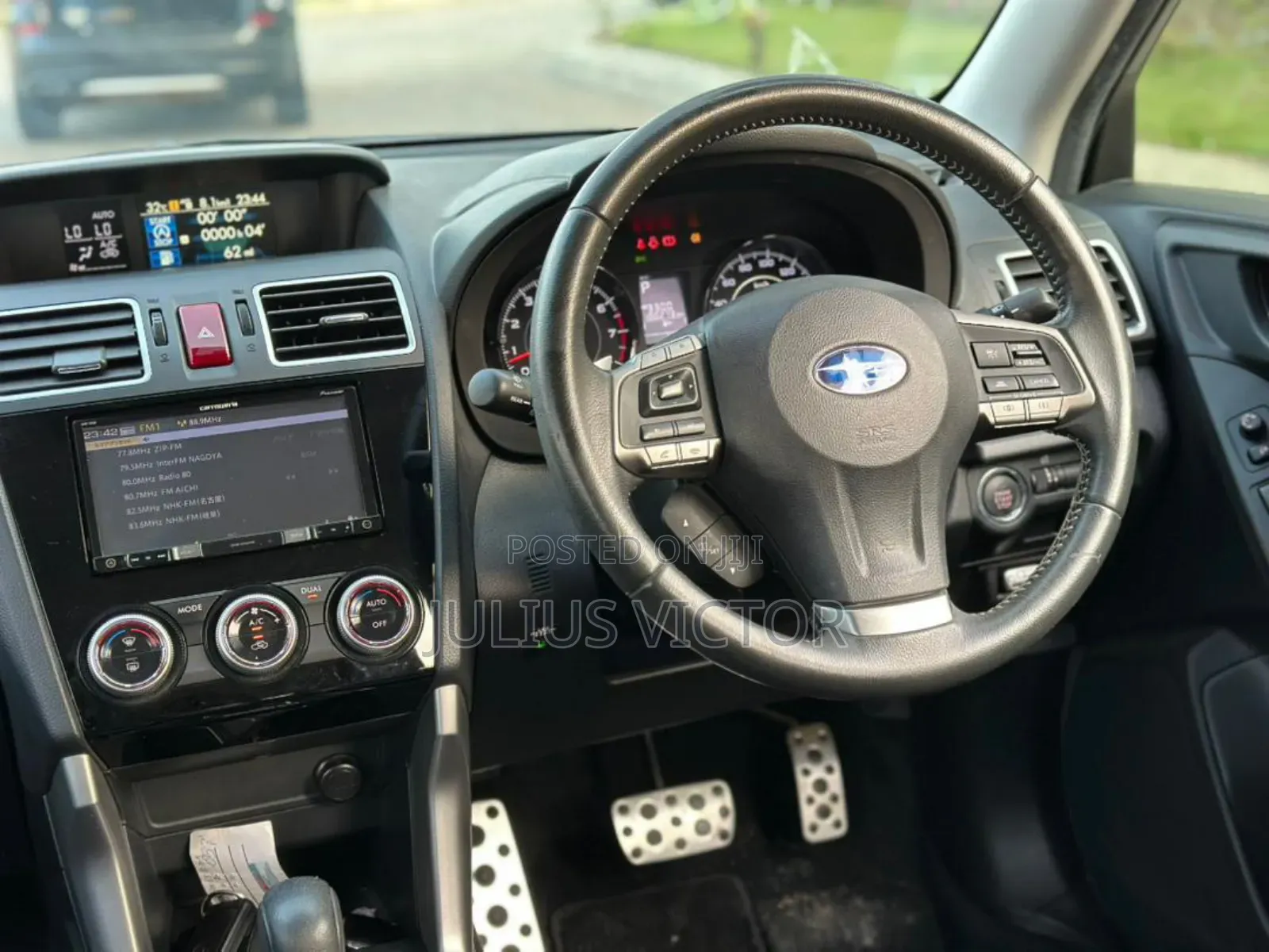 Subaru Forester 2015 Black