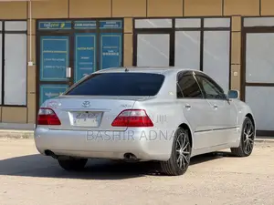 Toyota Crown Royale 2005 Silver