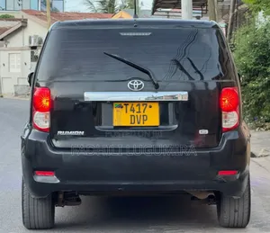 Toyota Corolla Rumion 2008 Black