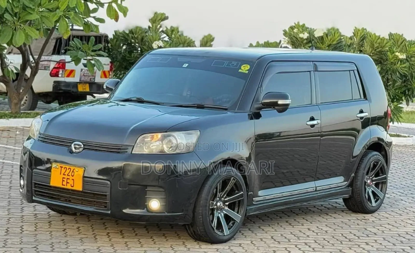 Toyota Corolla Rumion Hatchback 1.5 FWD 2009 Black