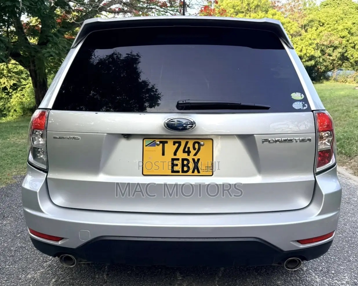 Subaru Forester 2011 Silver