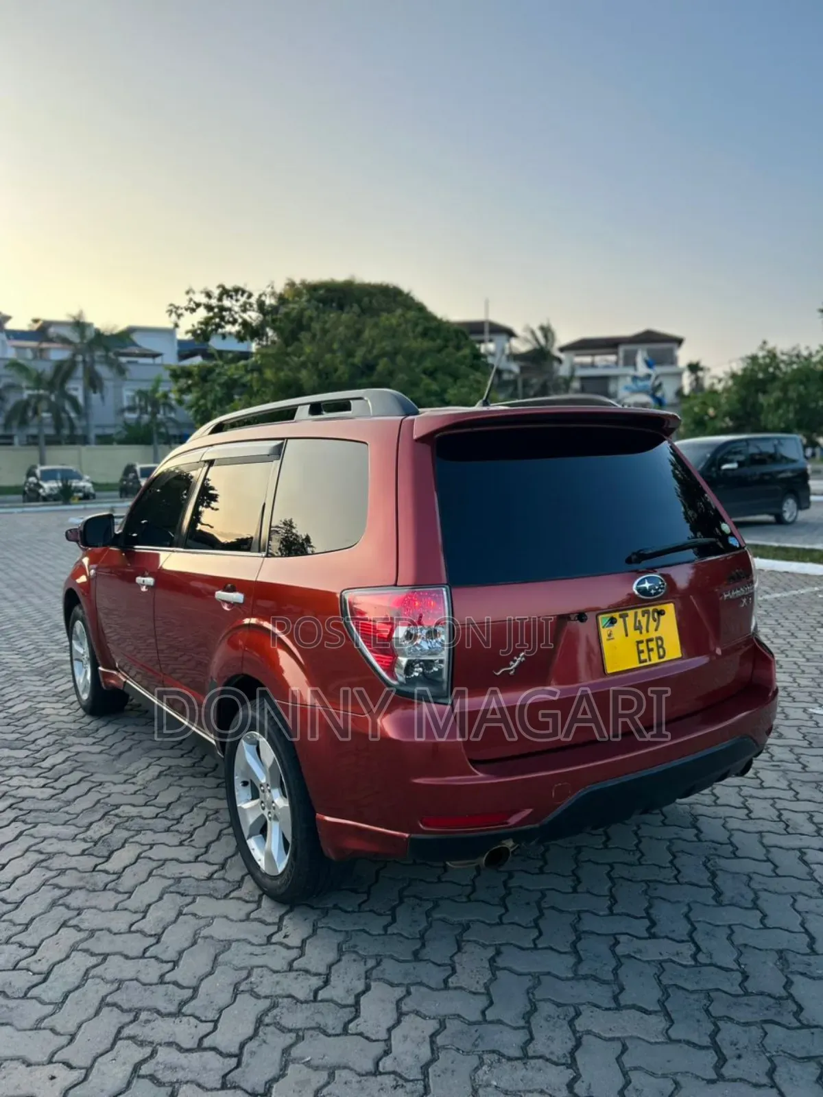 Subaru Forester 2.0D X 2010 Red