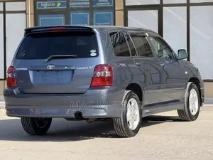 Toyota Kluger 2006 Gray