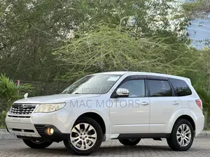 Subaru Forester 2011 White