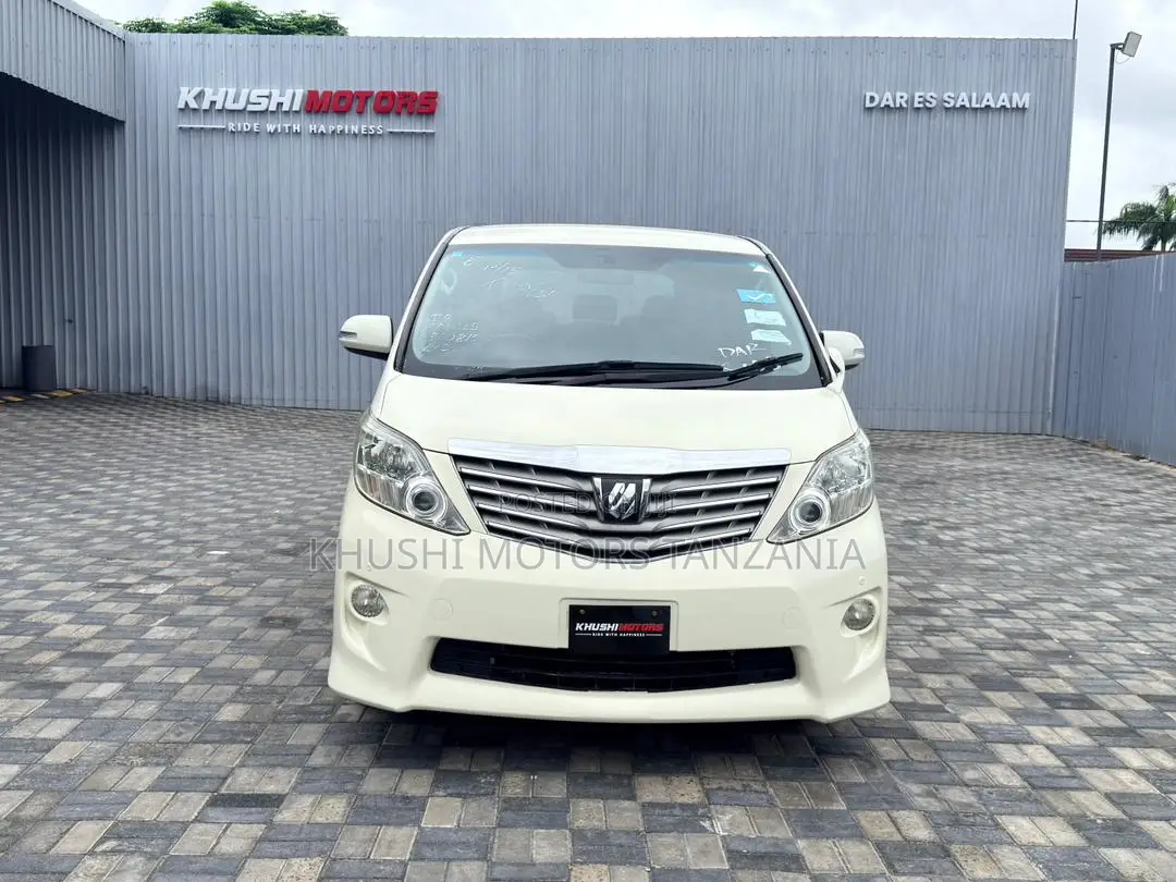 Toyota Alphard 2009 Beige
