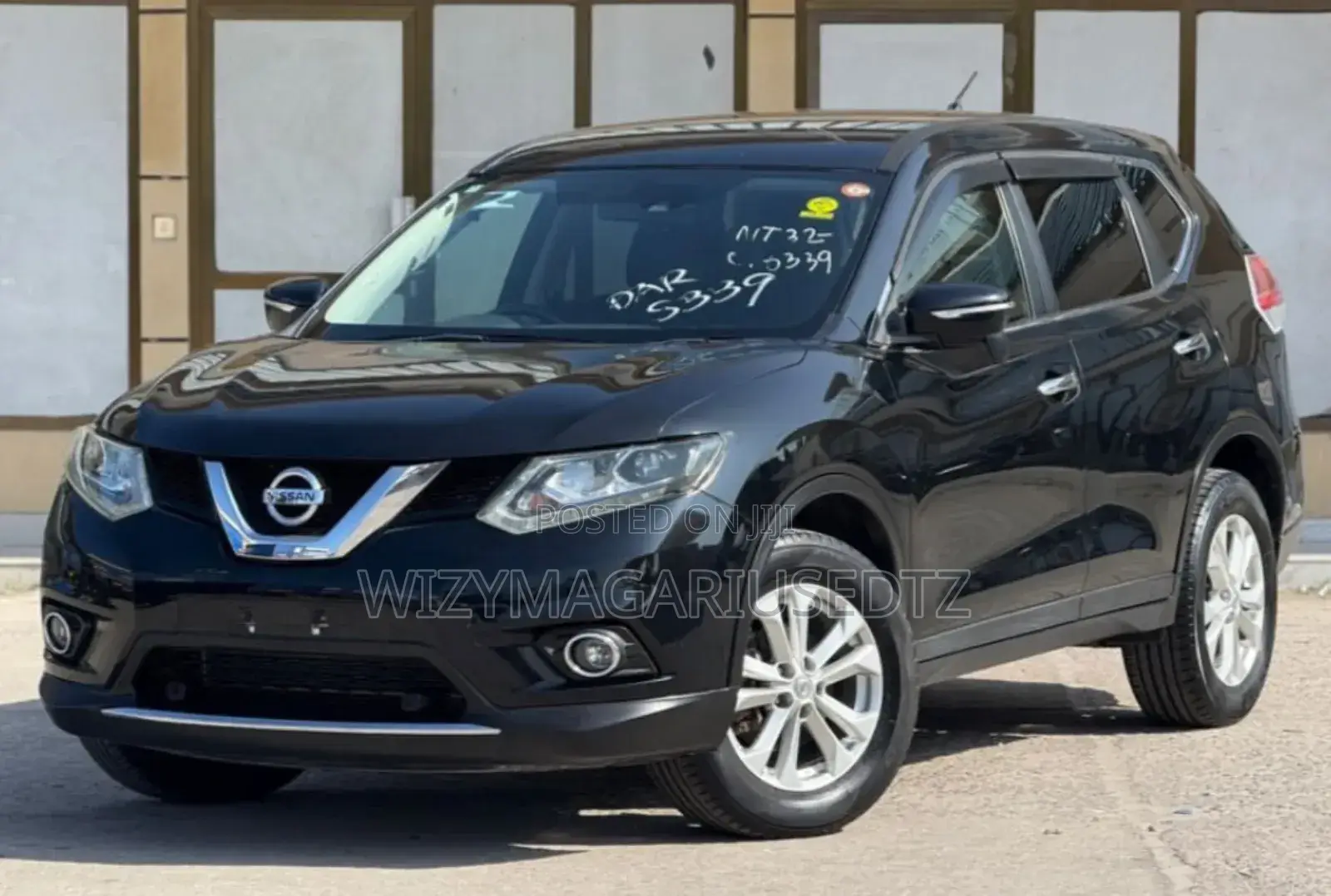 Nissan X-Trail 2.0 Petrol AWD 2015 Ivory