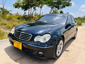 Mercedes-Benz C-Class 2007 Black