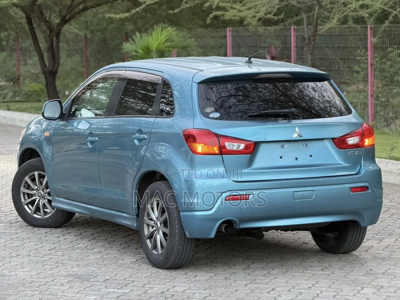 Mitsubishi RVR 2.0 2011 Blue