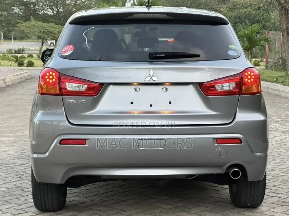 Mitsubishi RVR 2.0 2012 Gray