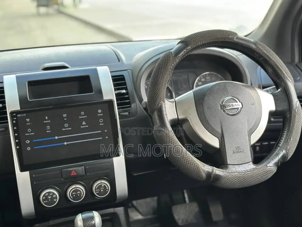 Nissan X-Trail 2010 Gray