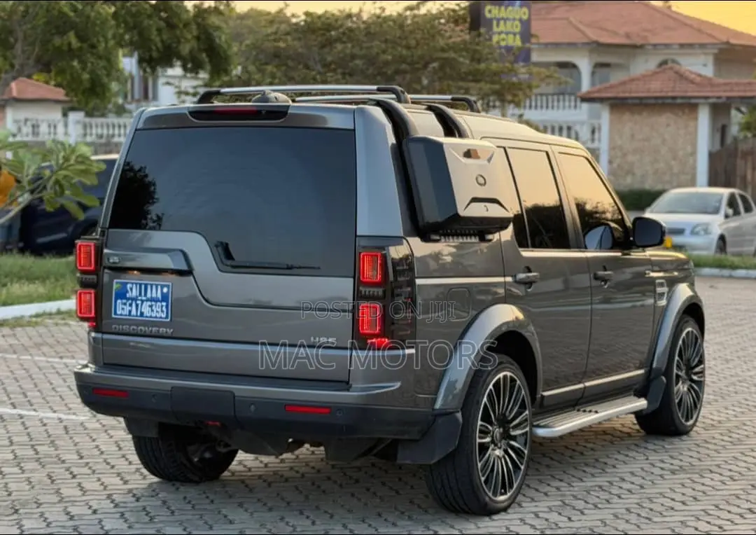 Land Rover Discovery 2015 Gray