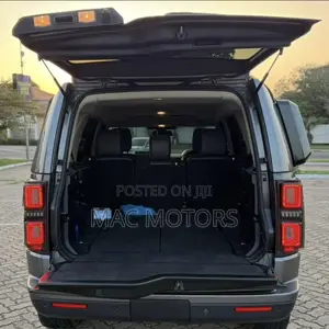 Land Rover Discovery 2015 Gray