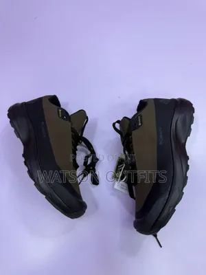 Viatu or Men's Shoes Very Very Royal