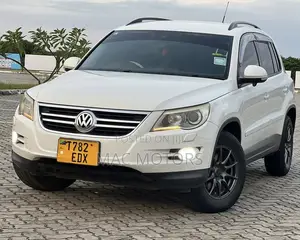 Volkswagen Tiguan 2.0 S 2009 White