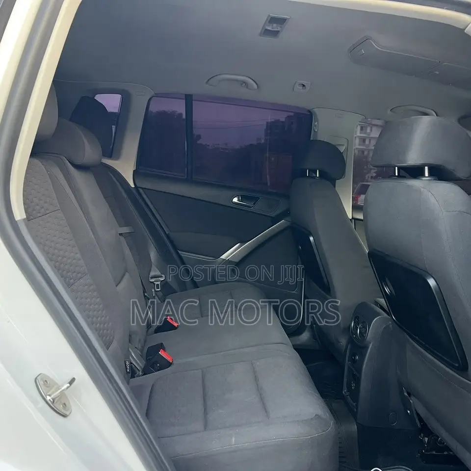 Volkswagen Tiguan 2.0 S 2009 White