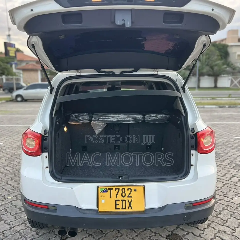 Volkswagen Tiguan 2.0 S 2009 White