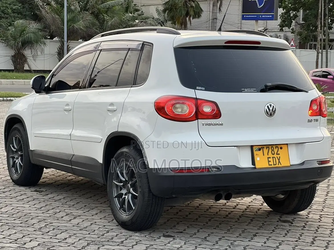 Volkswagen Tiguan 2.0 S 2009 White