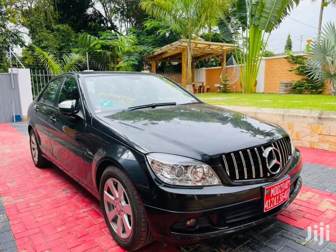 Mercedes-Benz C200 2008 Black