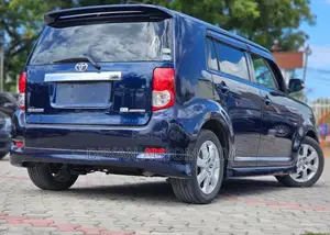 Toyota Corolla Rumion Hatchback 1.5 FWD 2010 Blue