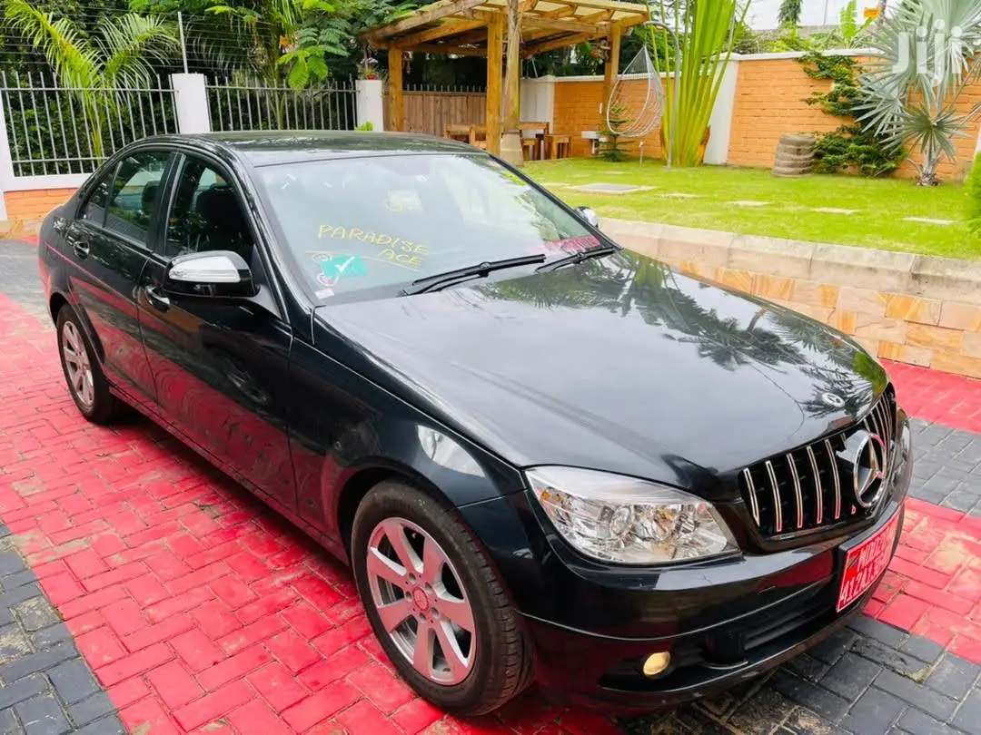 Mercedes-Benz C200 2008 Black