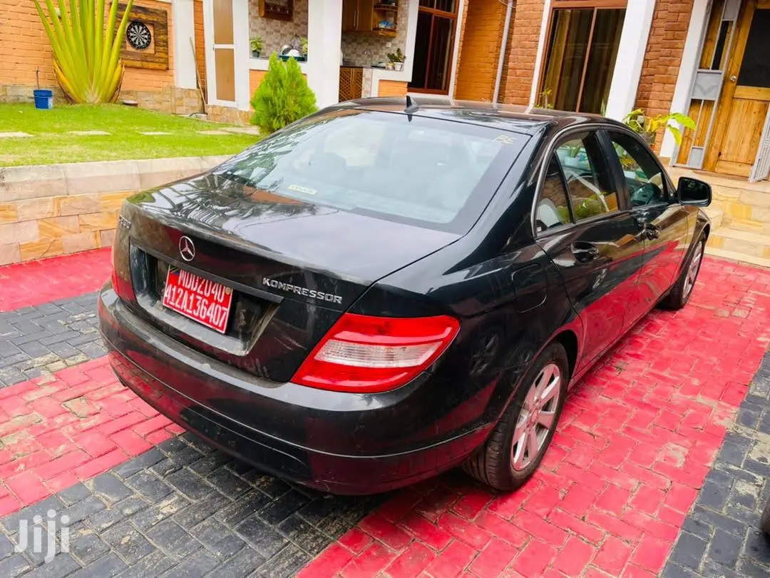 Mercedes-Benz C200 2008 Black