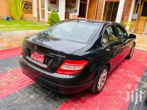 Mercedes-Benz C200 2008 Black