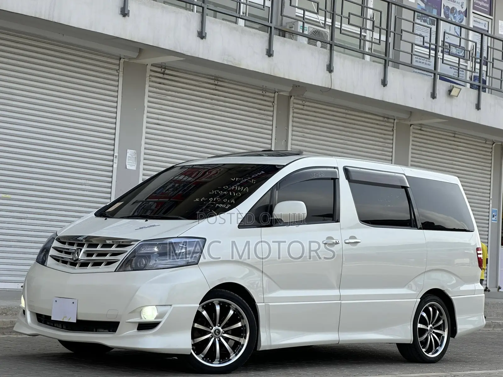 Toyota Alphard 2005 White