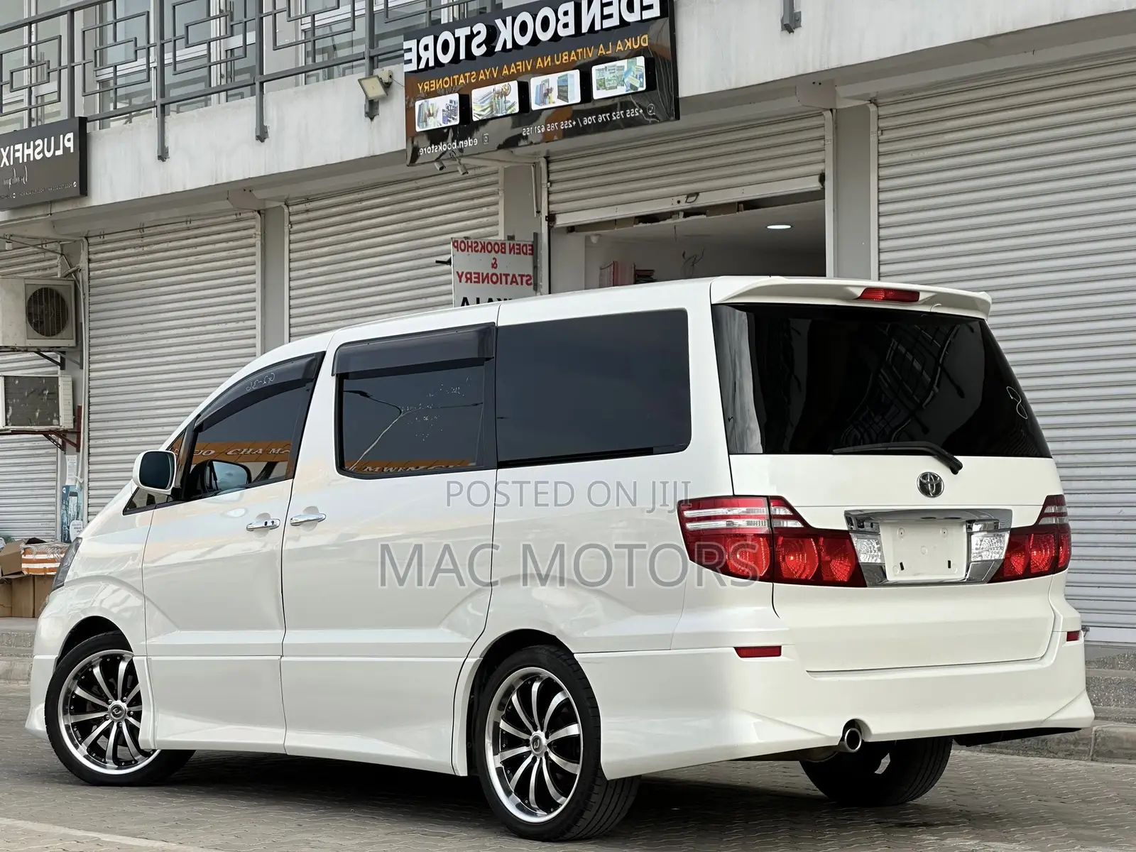 Toyota Alphard 2005 White