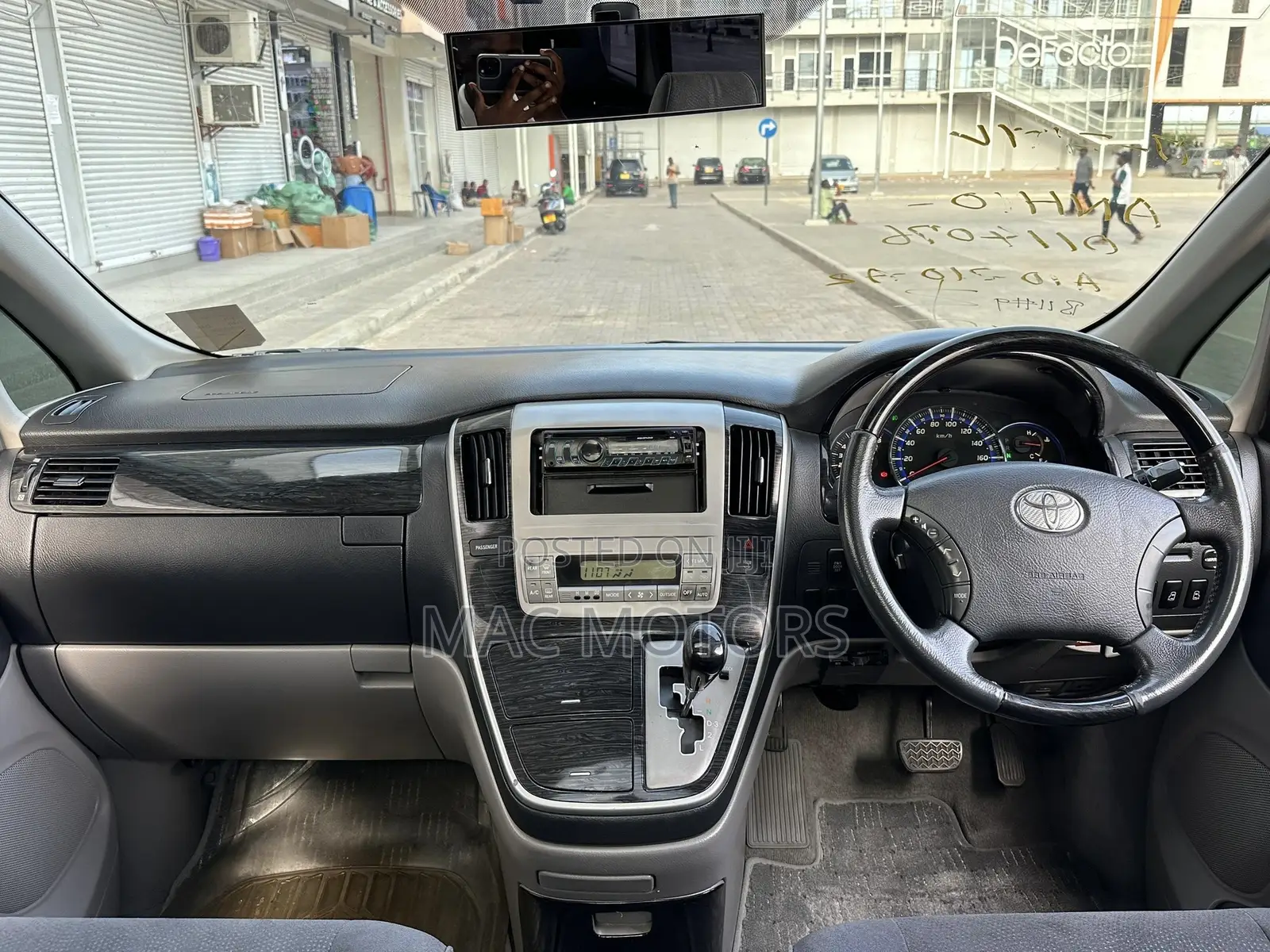 Toyota Alphard 2005 White