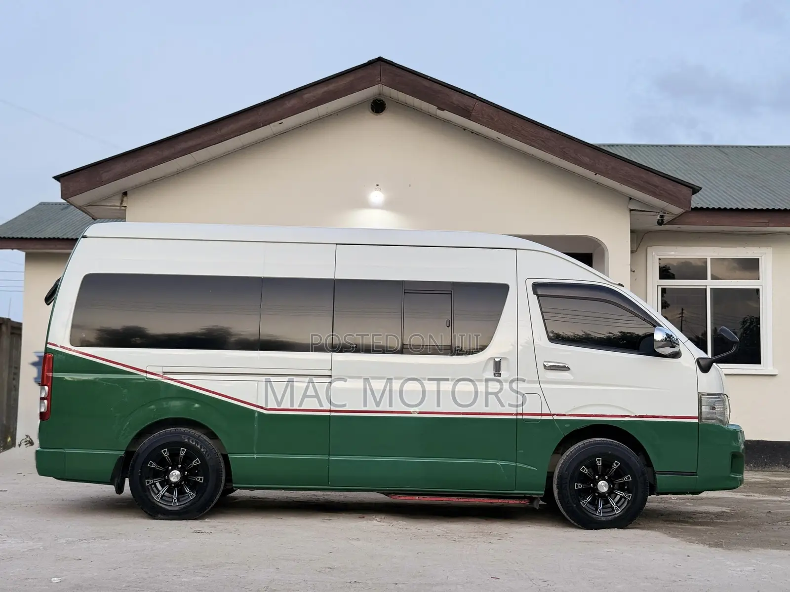 Toyota Grand HiAce 2012 White