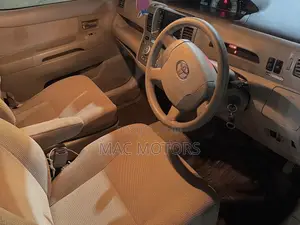 Toyota Raum 1.5 FWD 2006 Silver