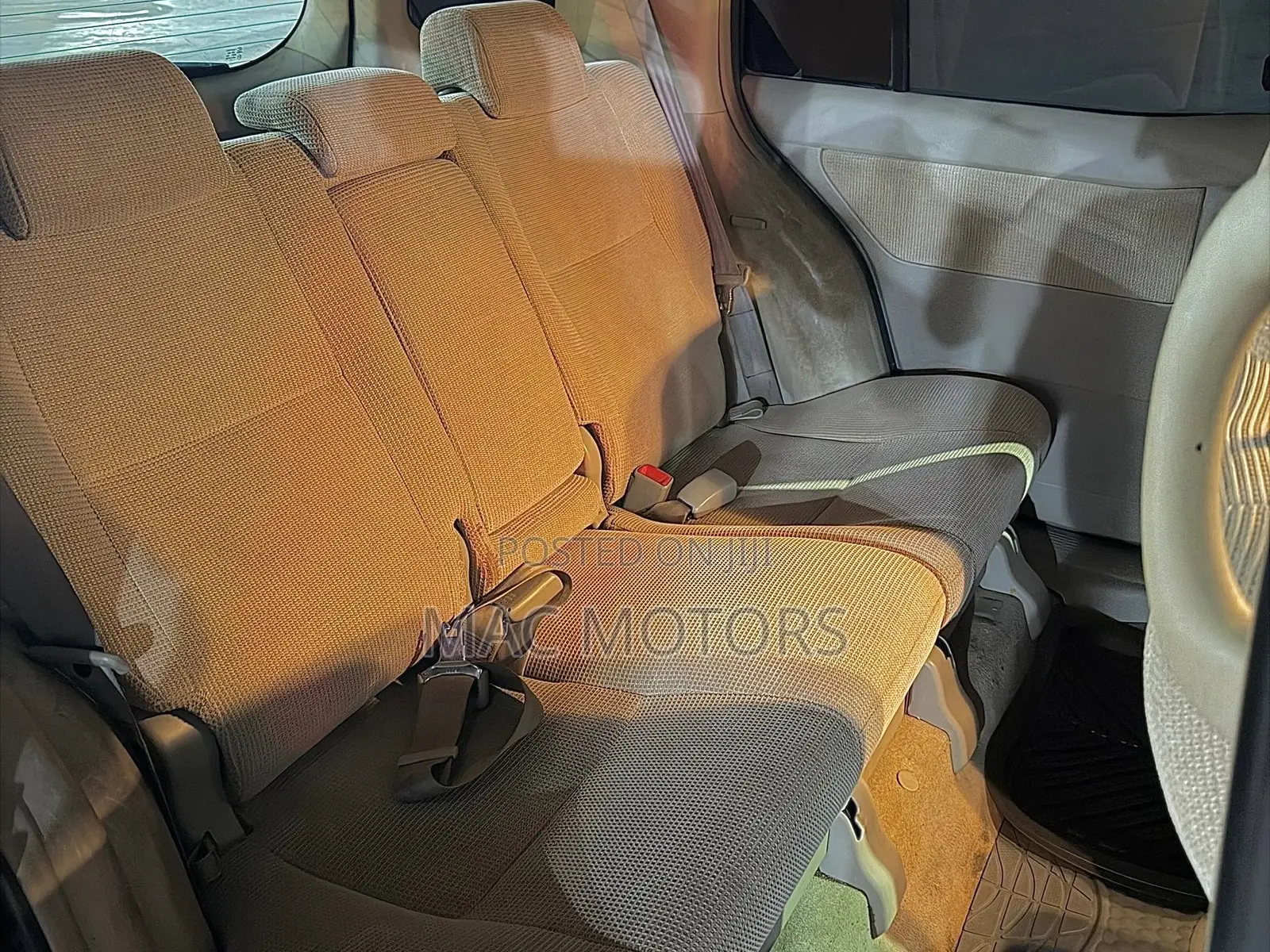 Toyota Raum 1.5 FWD 2006 Silver