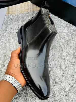 Elite Footwear/Viatu Kwa Ajili Ya Watu Maalum