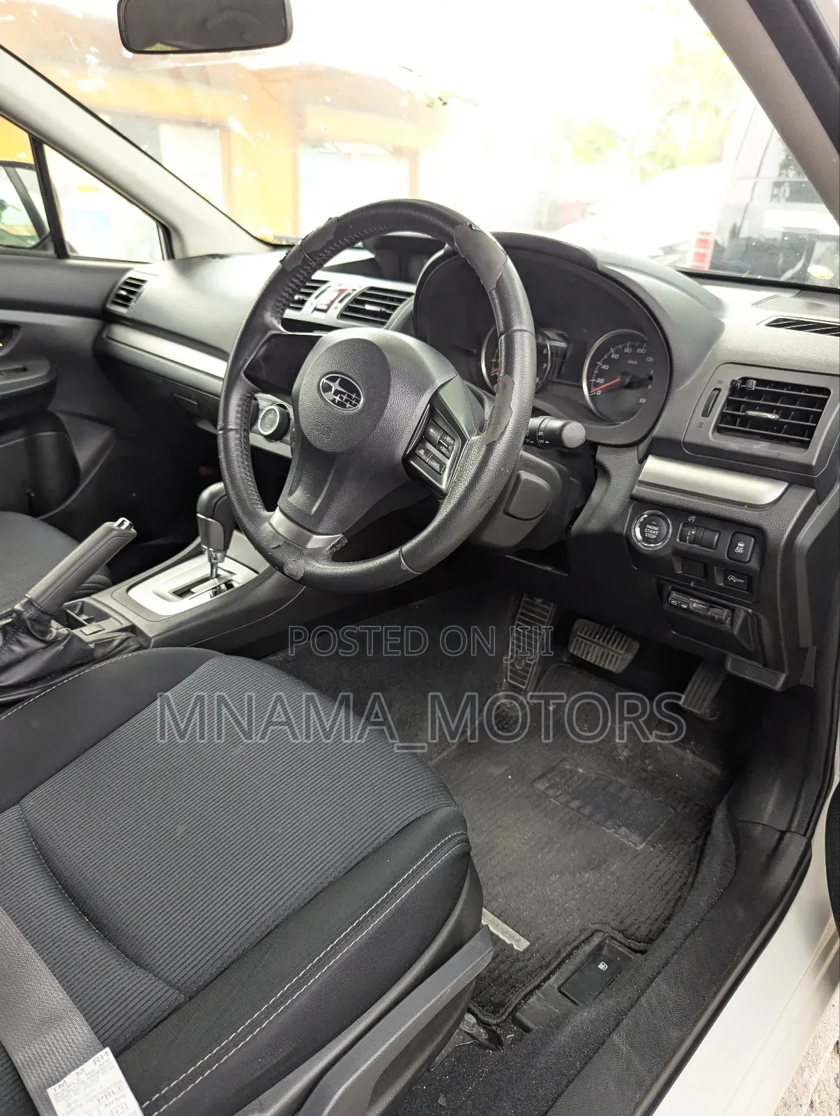 Subaru Impreza 2.0i Premium 5-dr 2013 Pearl