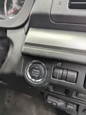 Subaru Impreza 2.0i Premium 5-dr 2013 Pearl