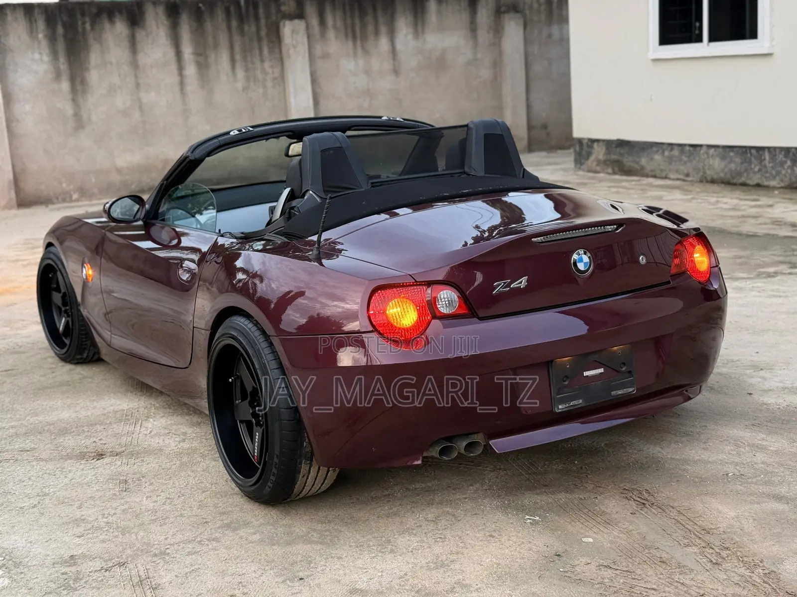 BMW Z4 2004 Burgundy