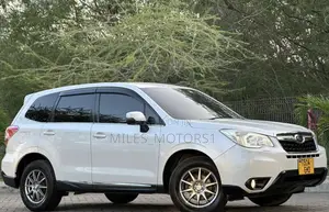 Subaru Forester 2013 White