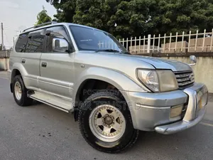 Toyota Land Cruiser Prado 2.7 16V 3dr 2000 Silver