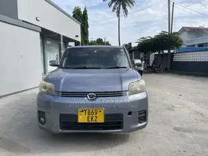 Toyota Corolla Rumion Hatchback 1.8 FWD 2009 Gray