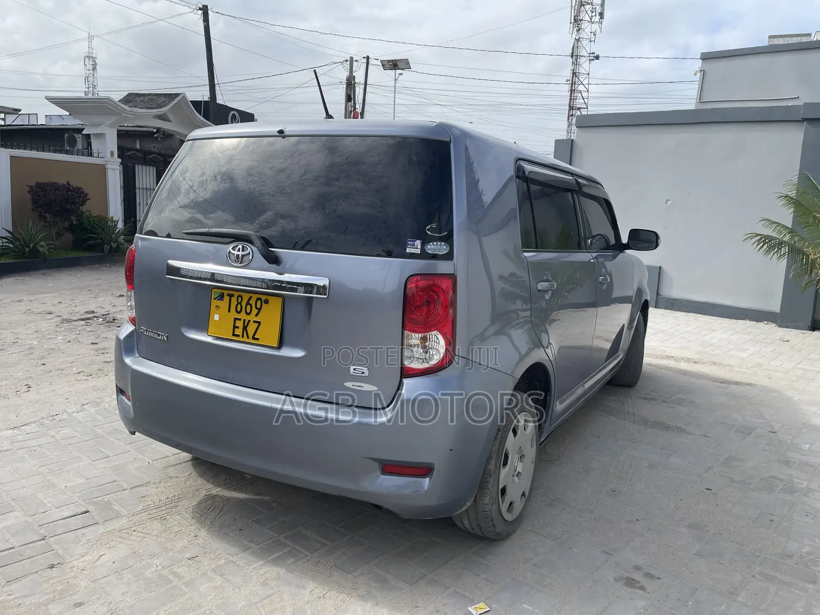 Toyota Corolla Rumion Hatchback 1.8 FWD 2009 Gray