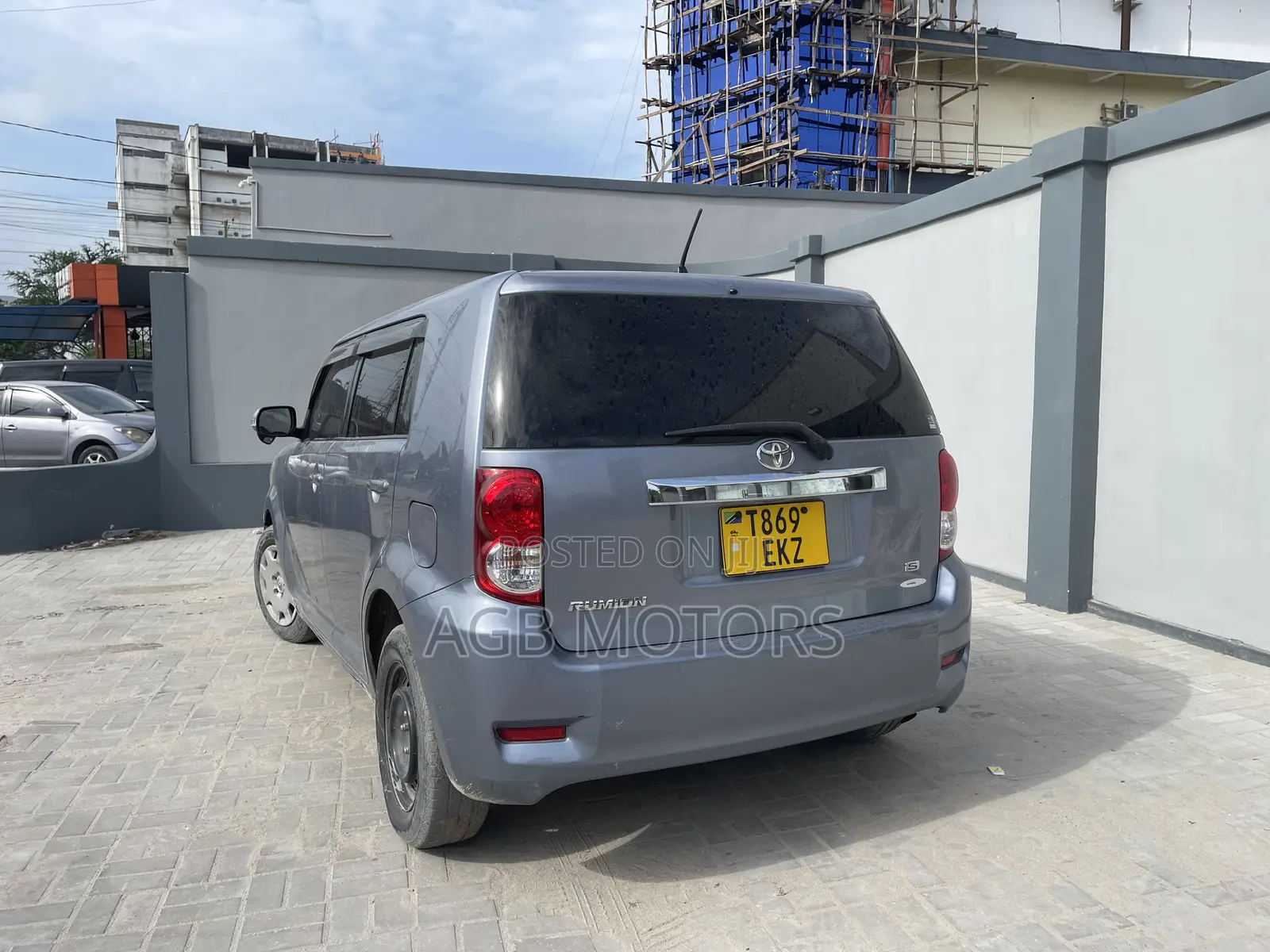 Toyota Corolla Rumion Hatchback 1.8 FWD 2009 Gray