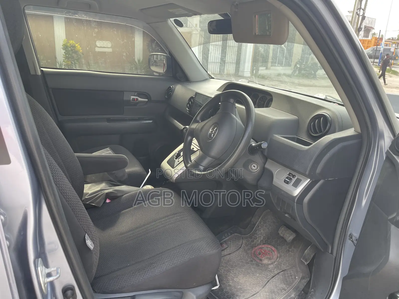 Toyota Corolla Rumion Hatchback 1.8 FWD 2009 Gray